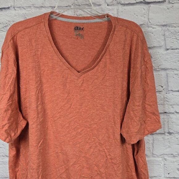 Men's L Short Sleeve Solid V-neck T-Shirt Heather Burnt Orange Lightweight Tee - Picture 2 of 5